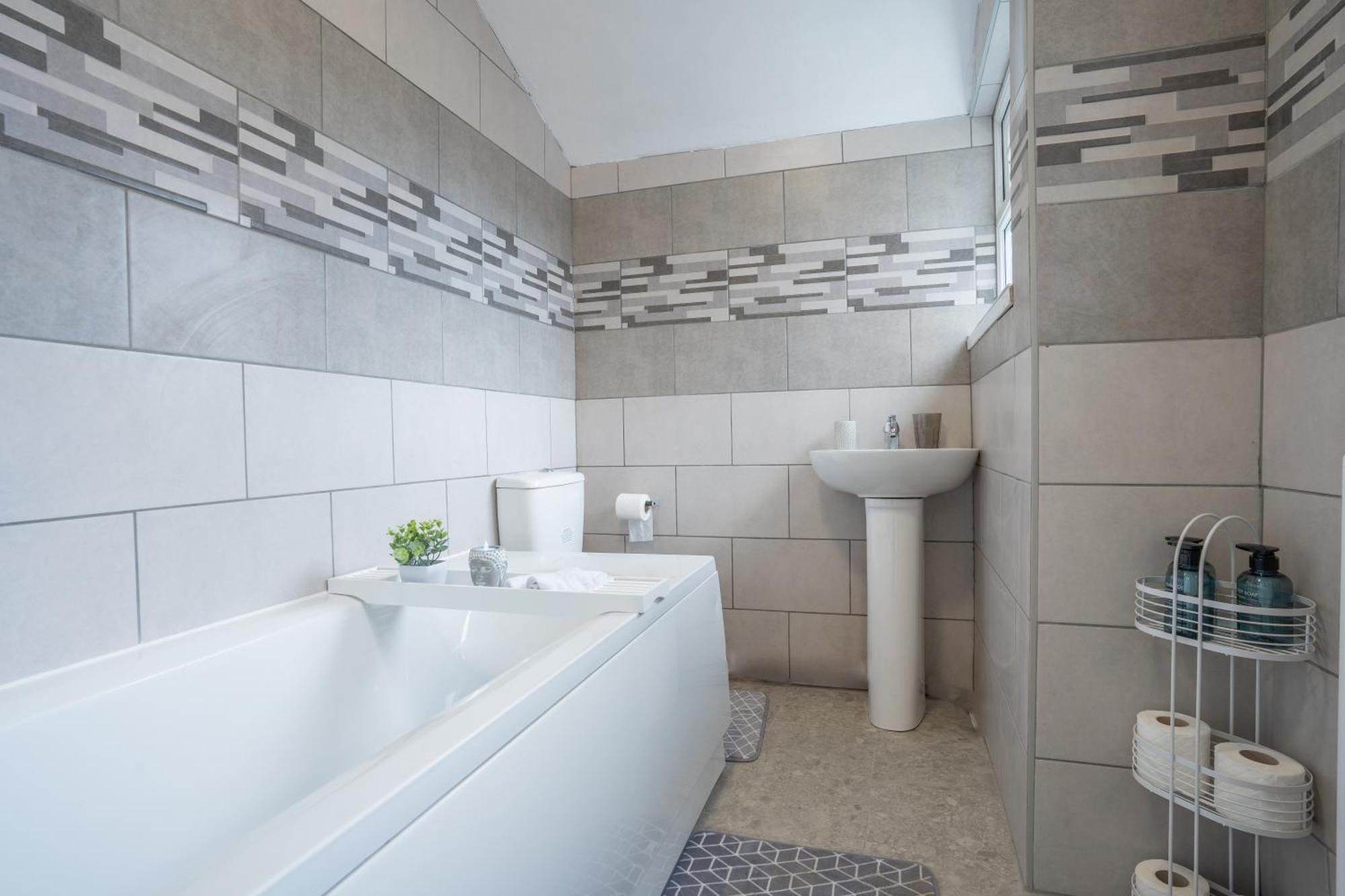 Stayzed E - Ng7 Free Wifi, Parking, Stylish House Near City Centre - Great For Tourists, Families, Contractors & Long Stays Νότιγχαμ Εξωτερικό φωτογραφία